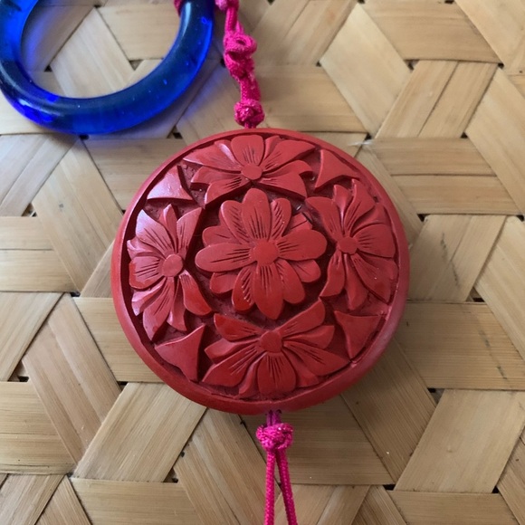 Handwoven basket - Picture 4 of 12